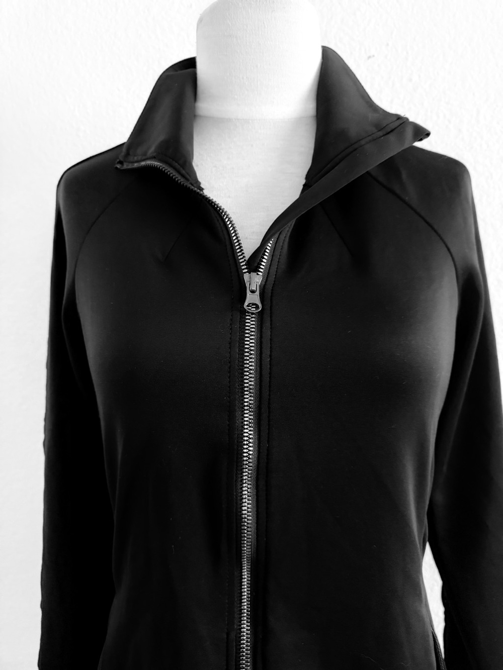 Apana Black Zip-Up Jacket Sz:S